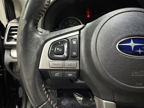 Used 2017 Subaru Crosstrek 2.0i Premium image 16