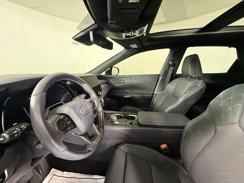 Used 2026 Lexus RX 350 w/ Convenience Package AWD/4WD image 17