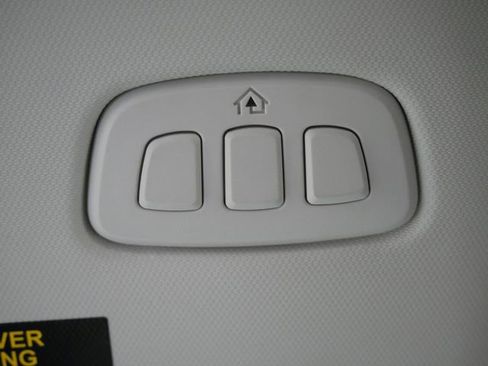 Certified 2025 Ford Escape Platinum AWD/4WD image 24