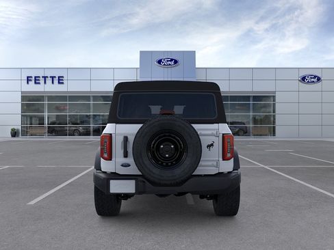 New 2026 Ford Bronco Outer Banks w/ Black Appearance Package AWD/4WD image 5