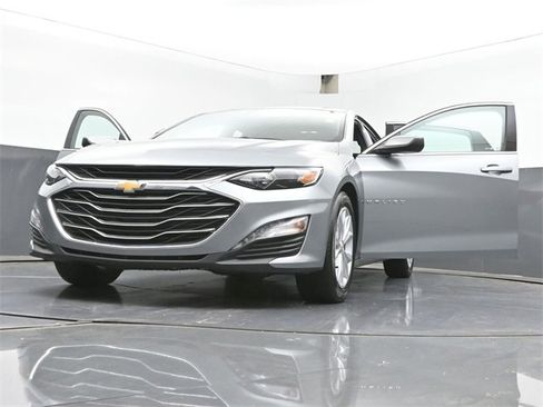 Used 2024 Chevrolet Malibu LT image 51