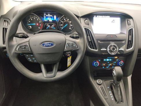 Used 2017 Ford Focus SEL image 22