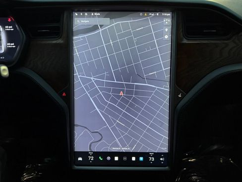 Used 2018 Tesla Model X 100D AWD/4WD image 33