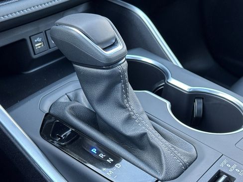 New 2026 Toyota Highlander XLE image 18