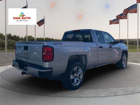 Used 2017 Chevrolet Silverado 1500 Custom w/ Custom Convenience Package image 5