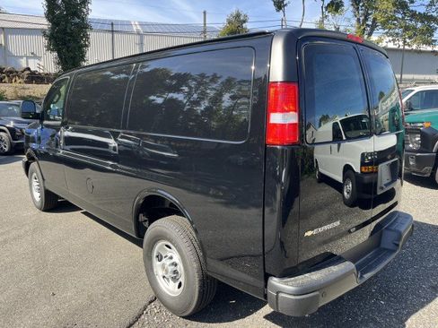 New 2025 Chevrolet Express 2500 w/ Driver Convenience Package image 7