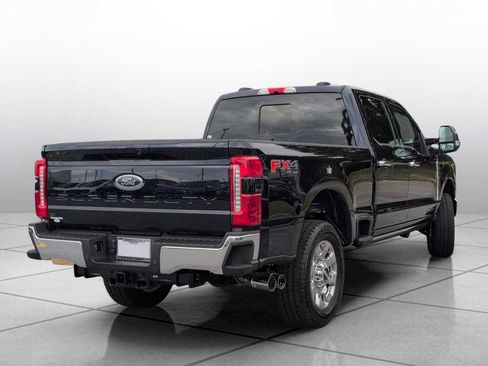 New 2025 Ford F250 Lariat w/ Lariat Ultimate Package image 4
