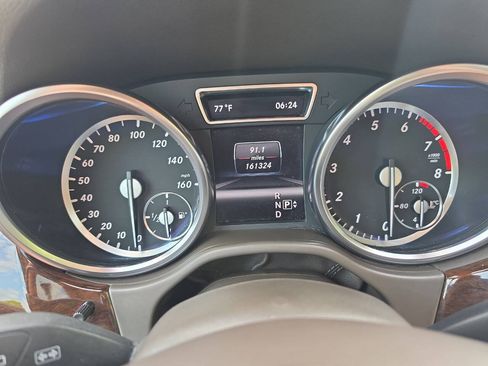 Used 2013 Mercedes-Benz ML 350 4MATIC image 19