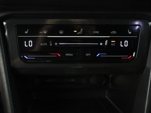 Used 2024 Volkswagen Tiguan SE R-Line FWD image 20