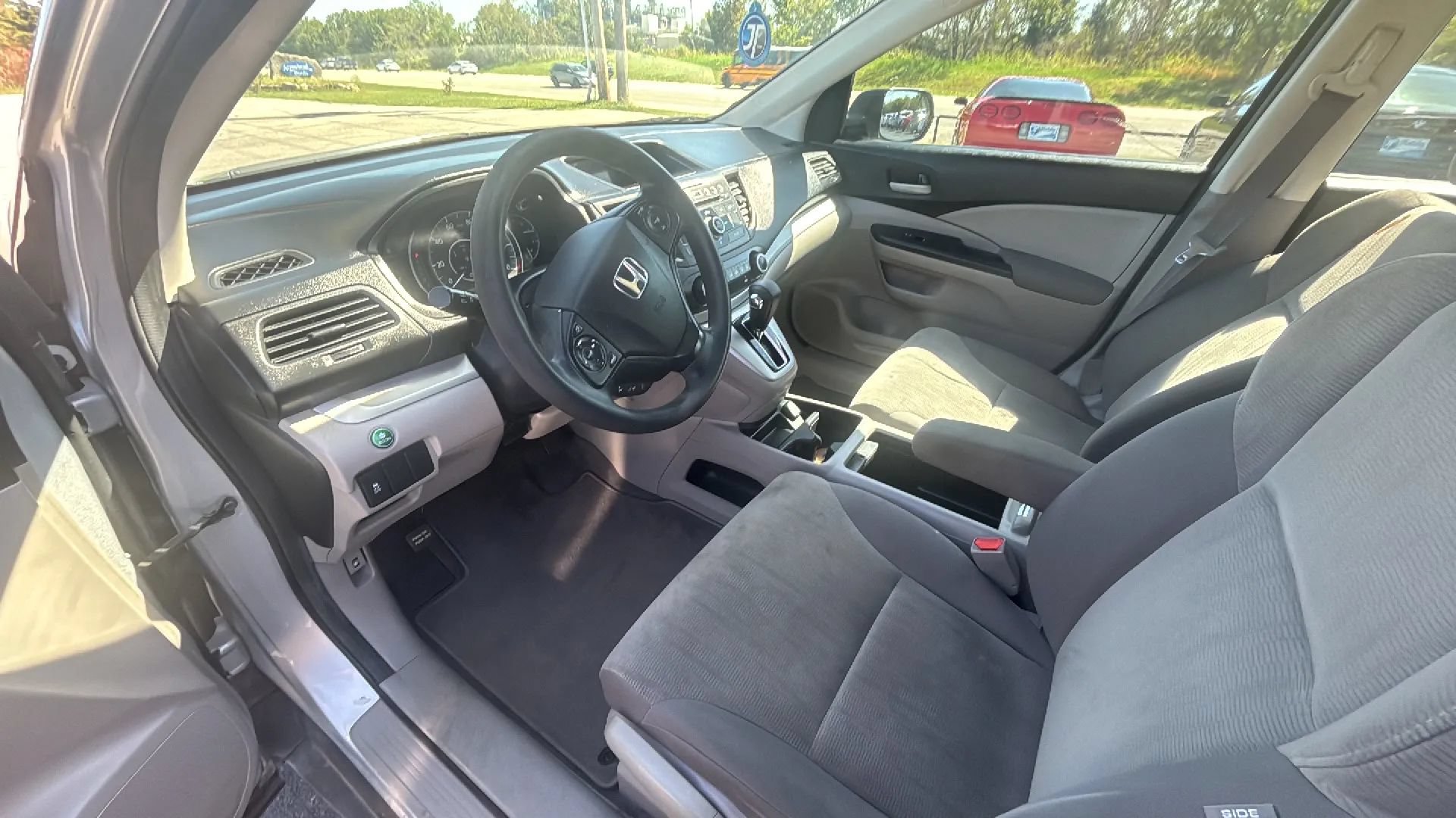 Used 2013 Honda CR-V LX image 2