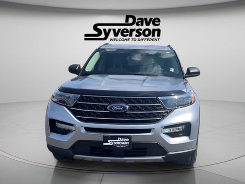 Certified 2023 Ford Explorer XLT w/ Equipment Group 202A AWD/4WD image 2
