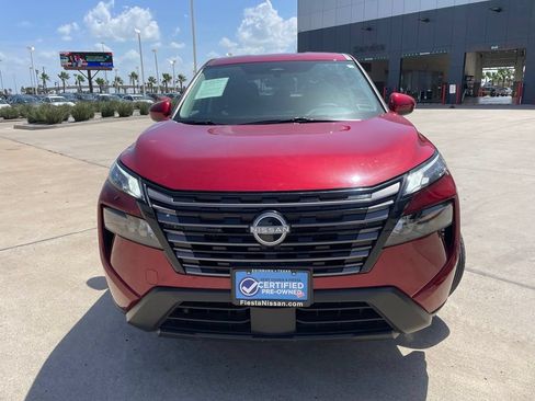 Certified 2026 Nissan Rogue SV FWD image 2