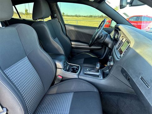 Used 2021 Dodge Charger R/T w/ Navigation & Travel Group image 25