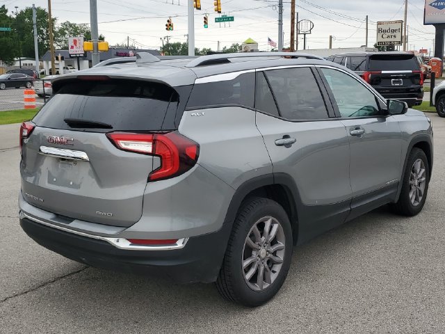 Used 2024 GMC Terrain SLT AWD/4WD image 6