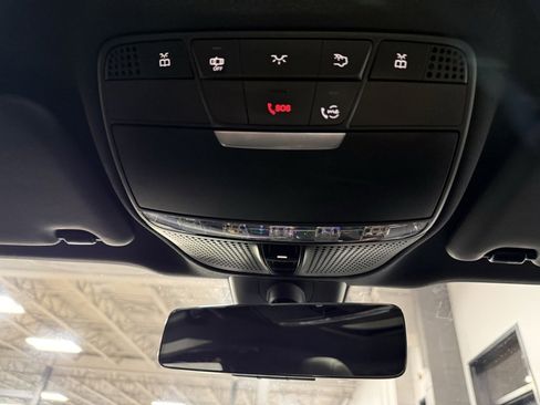 Used 2021 Mercedes-Benz E 350 4MATIC Sedan image 17