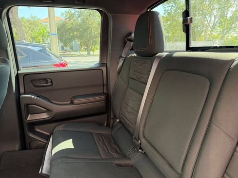 Used 2026 Nissan Frontier PRO-4X AWD/4WD image 29