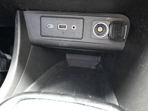 Used 2022 Buick Encore GX Select image 42