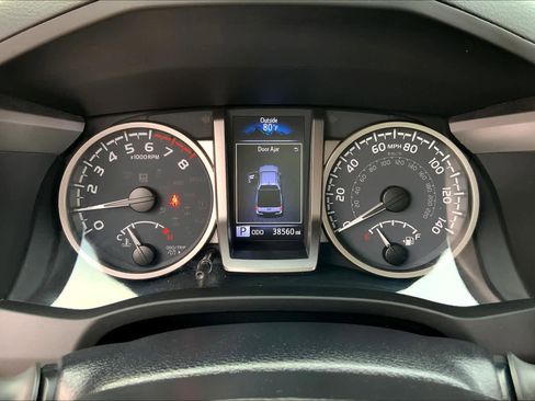 Used 2021 Toyota Tacoma SR image 24