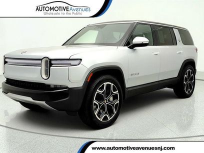 Used 2025 Rivian R1S Adventure