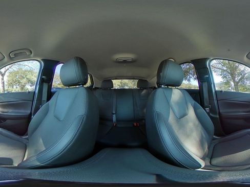 Used 2025 Buick Encore GX Preferred image 36