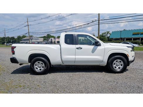 Used 2022 Nissan Frontier S image 8