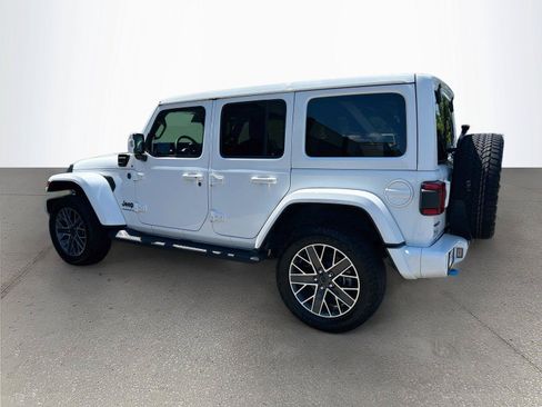 Used 2024 Jeep Wrangler High Altitude AWD/4WD image 6