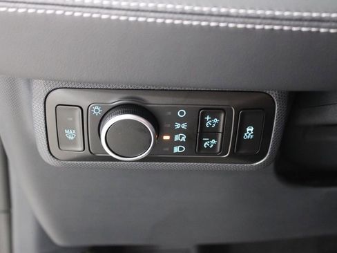 New 2025 Ford Mustang Mach-E Select w/ Comfort Package Lite image 38