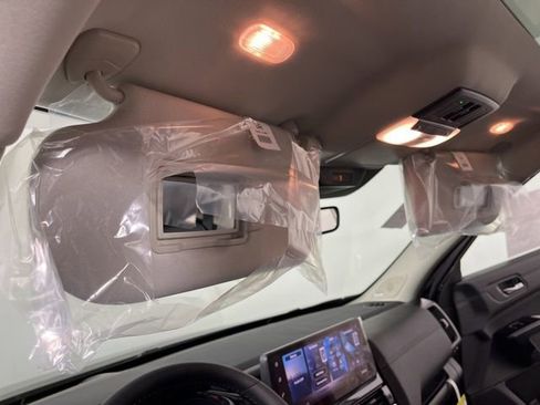New 2026 Nissan Pathfinder Platinum w/ Cargo Package FWD image 37