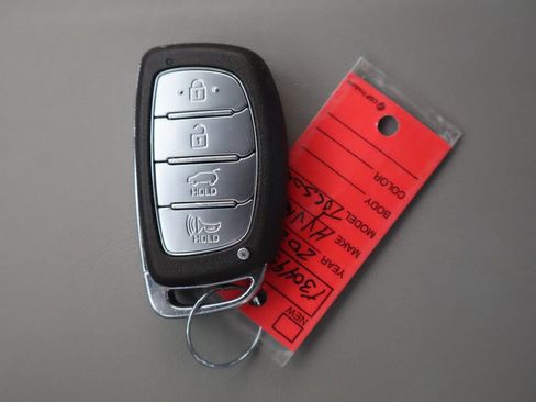 Used 2021 Hyundai Tucson Sport w/ Cargo Package FWD image 46
