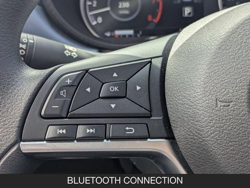 Used 2025 Nissan Versa SV FWD image 16