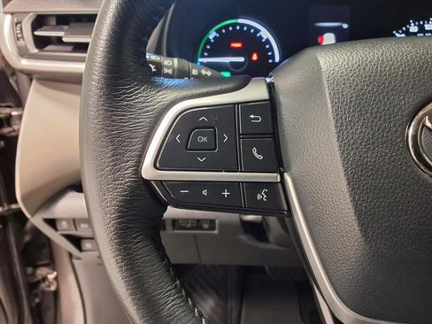 Certified 2021 Toyota Sienna XLE image 19