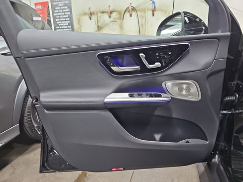 New 2026 Mercedes-Benz GLC 300 image 27
