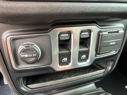 New 2026 Jeep Wrangler Sport AWD/4WD image 21
