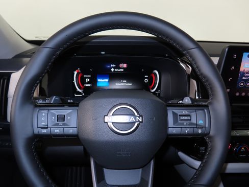 New 2026 Nissan Pathfinder SL image 20