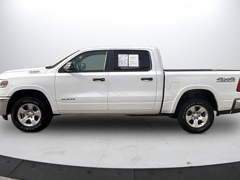Used 2025 RAM 1500 Big Horn AWD/4WD image 6