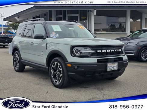 Used 2023 Ford Bronco Sport Outer Banks w/ Tech Package AWD/4WD image 1
