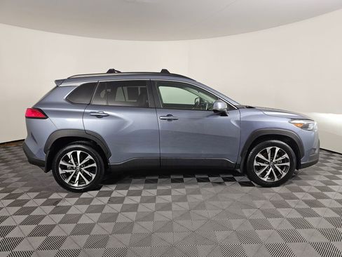 Used 2023 Toyota Corolla Cross XLE w/ Convenience Package image 2