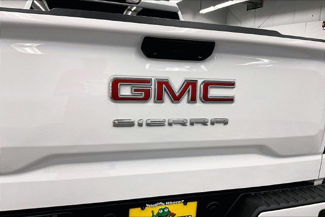 Used 2024 GMC Sierra 1500 Pro w/ Graphite Edition AWD/4WD image 9