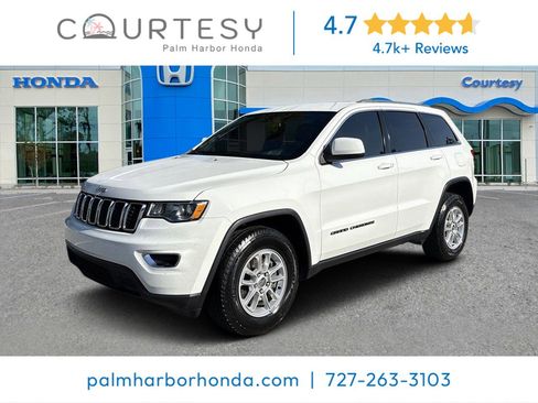 Used 2019 Jeep Grand Cherokee Laredo image 1