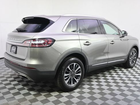Used 2023 Lincoln Nautilus Reserve AWD/4WD image 7