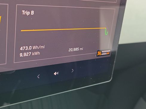 Used 2024 Tesla Cybertruck Cyberbeast AWD/4WD image 27