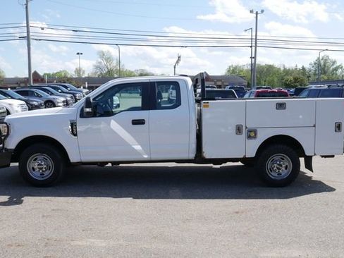 Used 2022 Ford F250 XL w/ Power Equipment Group RWD image 6