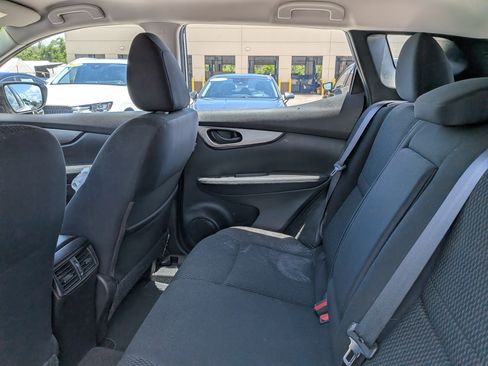Used 2018 Nissan Rogue Sport S AWD/4WD image 14