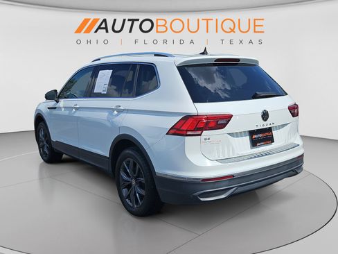 Used 2022 Volkswagen Tiguan SE FWD image 3