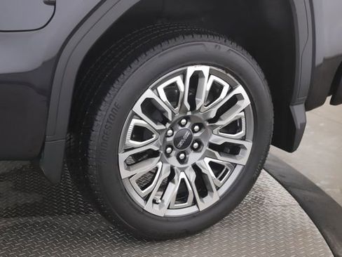 Used 2025 GMC Sierra 1500 Denali Ultimate image 14