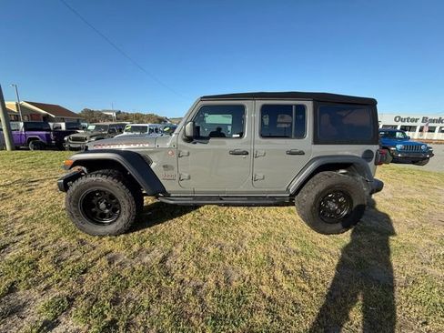 Used 2019 Jeep Wrangler Unlimited Rubicon image 4