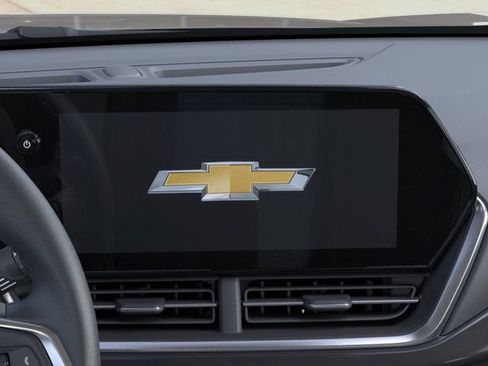New 2026 Chevrolet Trax ACTIV w/ Sunroof Package FWD image 20