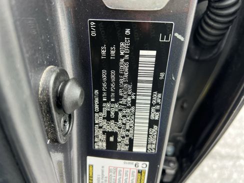 Used 2019 Toyota 4Runner Limited image 29