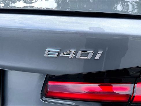 Certified 2023 BMW 540i w/ M Sport Package RWD image 32