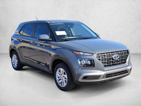 New 2026 Hyundai Venue SE FWD image 4